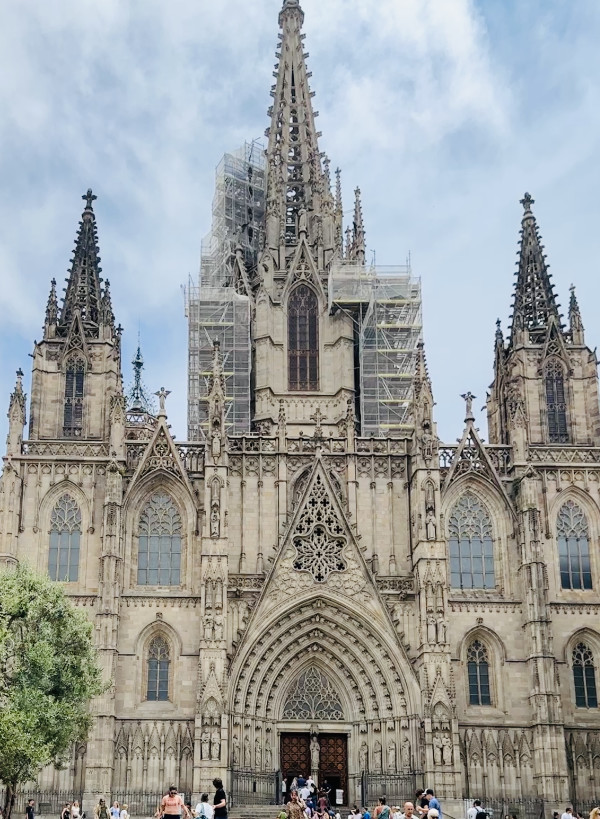 Roadtrip Portugal Barcelona Kathedrale